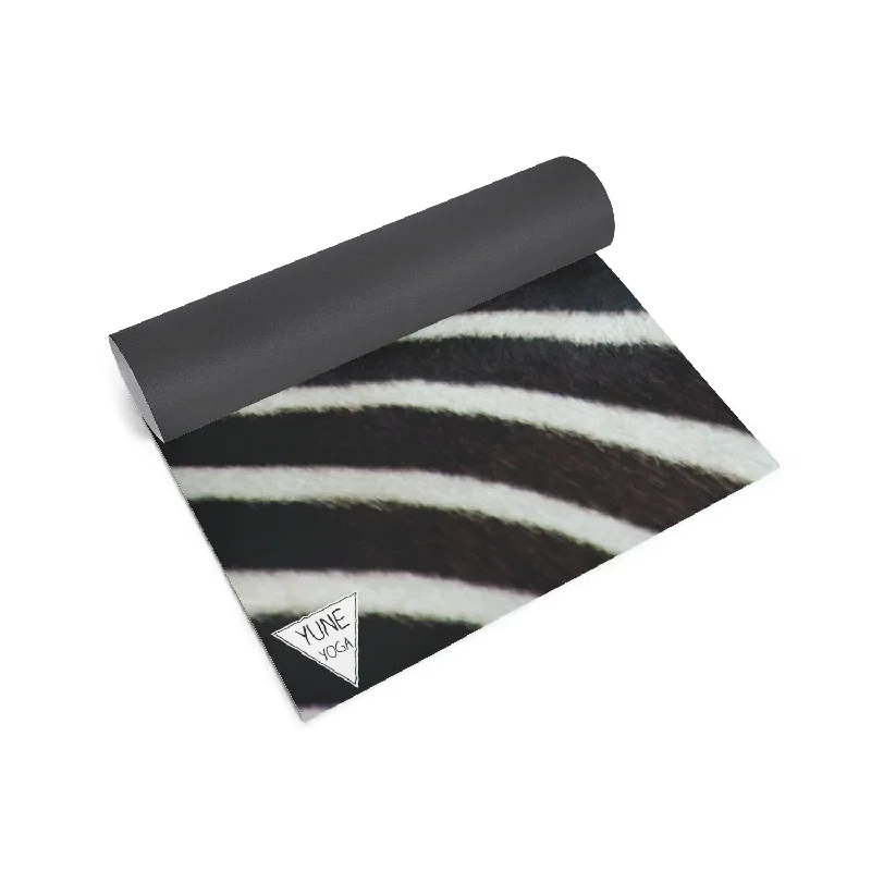 the-zebra-yoga-mat